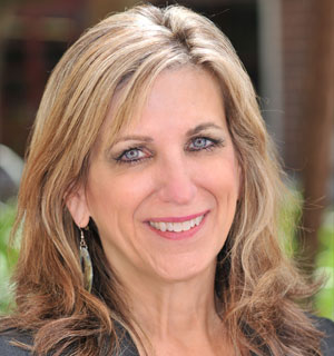 Photo of Linda Head