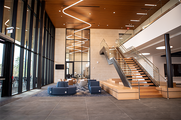 Image of the Magnolia Center Lobby