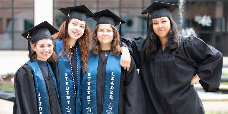 LSC-Tomball Graduates