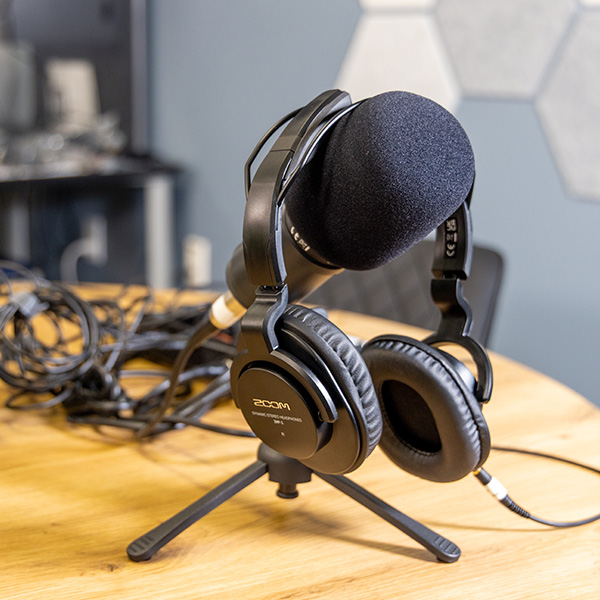 Photo of headset and microphone for audio recording