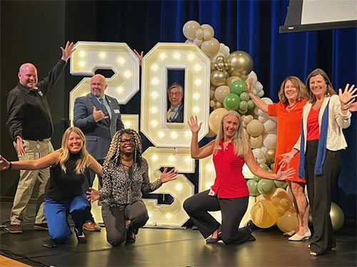 Group photo from the 20th Anniversary Commemorative Event