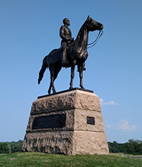 Photo of statue of a man on horseback