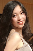 Headshot Photo of Ying-Chieh Chen