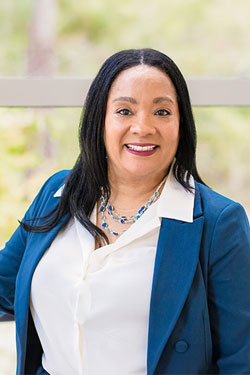 Dr. De' Reese Reid-Hart