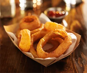 Onion rings in a tray