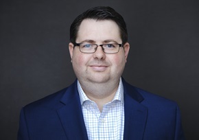 Billy Justus headshot