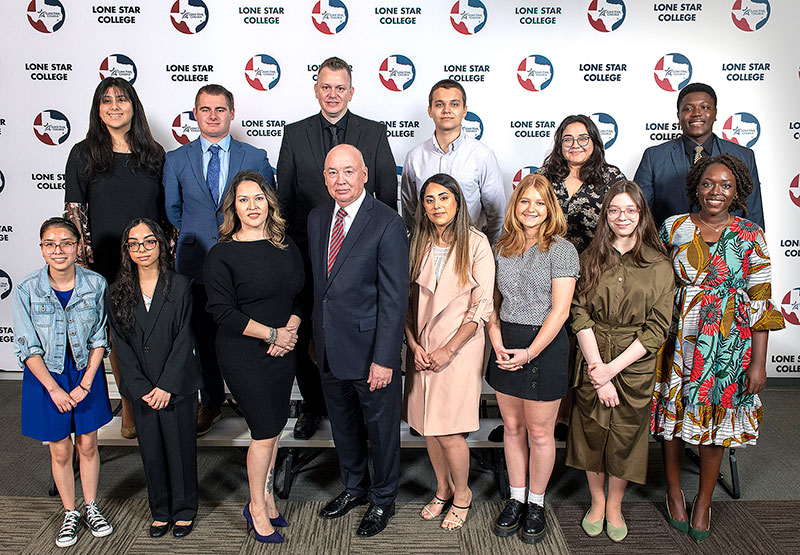 Dr. Steve Head and Chancellor's Essay Contest winners