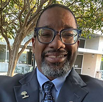 Dr Stephen Washington