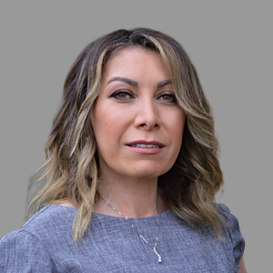 Headshot photo of Alisa McLendon 