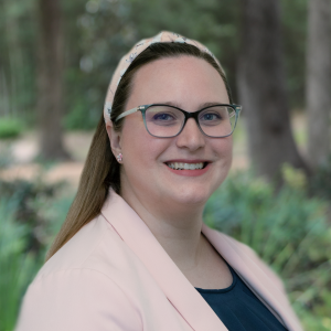 Headshot photo of Sarah Rowland