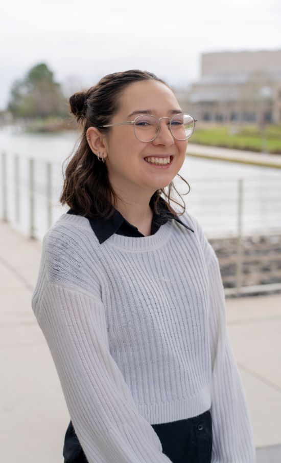 Ivey Knebel headshot will share story of success