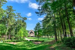 Photo of LSC-Kingwood campus