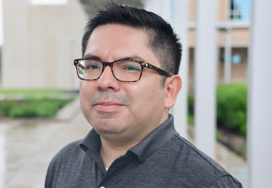 photo of Luis Molina, LSC-CyFair Mathematics Professor
