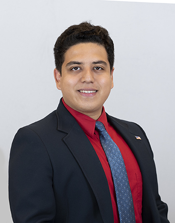 Lone Star College-Kingwood student Matthew Molinar was selected to participate in the prestigious n+i Engineering Institutes Program.