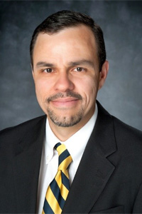 Dr. Carlos Moral